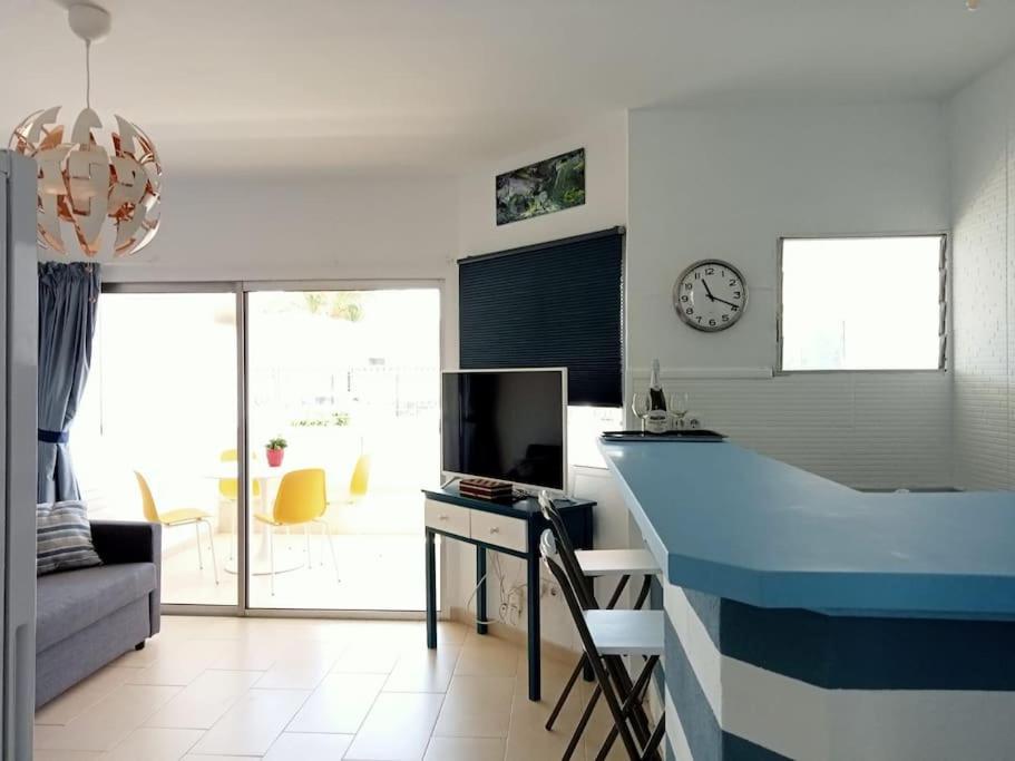 Apartment With Large Terrace, 10 Meters From Playa De Las Burras San Bartolomé Eksteriør billede