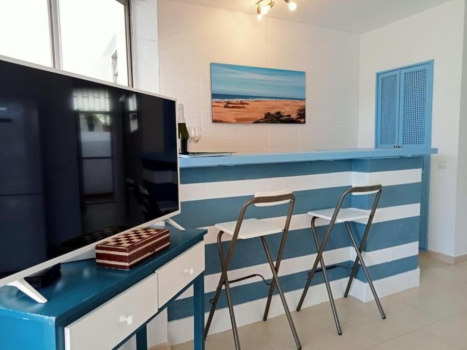 Apartment With Large Terrace, 10 Meters From Playa De Las Burras San Bartolomé Eksteriør billede